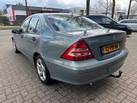 tweedehands Mercedes C180 K. Classic - facelift - 2004 - 6 bak!