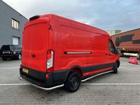 Occasion Ford Transit Trend 107 PK (78 kW) 2021 Rood Van