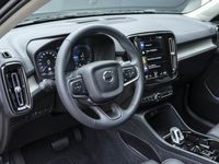 tweedehands Volvo XC40 T4 Automaat Recharge Inscription | Interieur Voorverwarming | Semi Elektrische Trekhaak | Lederen interieur | Parkeercamera | Park Assist voor en achter | DAB