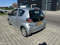 Occasion Toyota Aygo Sport 68 PK (50 kW) 2006 Grijs Hatchback