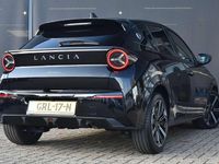 Occasion Lancia Ypsilon 101 PK (74 kW) 2024 Zwart Hatchback