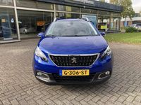 tweedehands Peugeot 2008 1.2 Turbo 110Pk PureTech Signature | Airconditioning | Navigatie | Elektrisch Pakket | Trekhaak | Parkpilot | Cruisecontrol | PrivateGlas achter | Dakrail