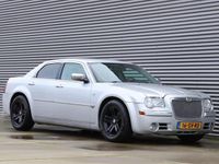 tweedehands Chrysler 300C 5.7 V8 HEMI *NL Auto*Navigatie*Stoelverw.*