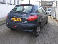 tweedehands Peugeot 206 1.4 XR nw apk 1-4-2025 heeft gebruikers sporen