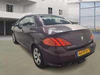 tweedehands Peugeot 307 CC 2.0-16V/AUTOMAAT/LEDER/STOELVERW/PDC