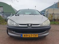Occasion Peugeot 206 75 PK (55 kW) 2003 Grijs Hatchback