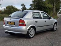 Occasion Opel Astra 101 PK (74 kW) 2000 Zilver Hatchback