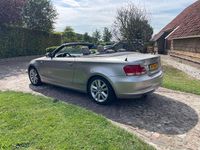 Occasion BMW 118 Cabriolet 143 PK (105 kW) 2008 Grijs, metallic lak Cabriolet