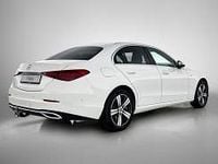 Nieuw Mercedes 300 Business 230 kW (313 PK) 2025 Licht poolwit uni metallic Sedan