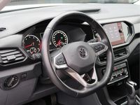 tweedehands VW T-Cross - 1.0 TSI Life AUT. | parkeersensoren | stoelverw |