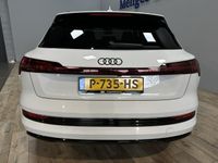 tweedehands Audi e-tron e-tron55 quattro advanced Pro Line S 95 kWh LED | Panorama | Leer diamant | 23" velgen | Camera | Head-up | Luchtvering | Elek achterklep | Isofix |