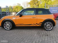 Occasion Mini Cooper S Business 192 PK (141 kW) 2015 Oranje Hatchback