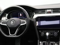 tweedehands VW Passat 1.5 TSI Elegance | Keyless Entry | Trekhaak | Panoramadak | 18 Inch Velgen |