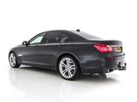 tweedehands BMW 740 7-SERIE d xDrive High Executive M-PAKKET *SUNROOF+SOFT-CLOSE+HUD+H&K+KEYLESS+VOLLEDER+LED-LIGHTS+CAMERA+NAVI-PROF+ECC+PDC+CRUISE*