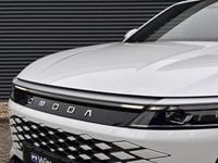 Nieuw Omoda 9 536 PK (394 kW) 2025 Wit SUV