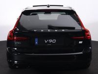 tweedehands Volvo V90 T8 Recharge AWD Plus Dark - LONG RANGE - Panorama/schuifdak - IntelliSafe Assist & Surround - Harman/Kardon audio - Adaptieve LED koplampen - Parkeercamera achter - Verwarmde voorstoelen, stuur & achterbank - Parkeersensoren voor & achter - Elek