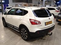 tweedehands Nissan Qashqai 1.6 117 pk Connect Edition | Trekhaak | Pano | Camera | 18" | Navi | Clima | Cru