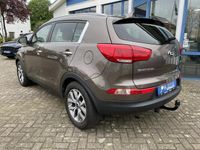 tweedehands Kia Sportage 1.6 GDI DynamicLine | Xenon, NAV, Trekhaak, Keyless, Camera, Cruise & Climate Control, Parkeersensoren, 17 inch velgen, zeer luxe!