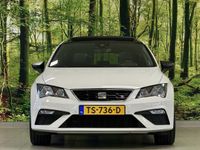 tweedehands Seat Leon ST 1.5 TSI FR Business Intense | Panoramadak | Trekhaak | Lane Assi | DAB | Camera | Sfeerverlichting | Apple Carplay | Android Auto | Parkeersensoren | Full Link | Navigatie |