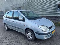 Occasion Renault Scénic 139 PK (102 kW) 2000 Grijs MPV