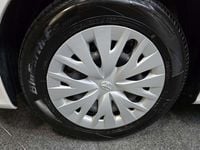 Occasion Toyota Yaris Hybrid Active 92 PK (67 kW) 2022 Wit Hatchback