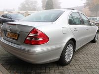 tweedehands Mercedes E240 E-KLASSE AUTOMAAT / UNIEKE YOUNGTIMER!! / SLECHTS