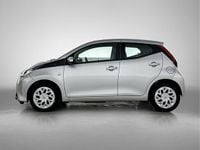 Occasion Toyota Aygo X-play 72 PK (52 kW) 2022 Grijs Hatchback