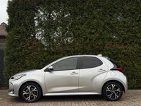 Occasion Toyota Yaris Hybrid 92 PK (67 kW) 2024 Zilver Hatchback