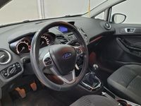 tweedehands Ford Fiesta 1.0 EcoBoost Titanium Trekhaak Sportvelgen Cruisecontrol 5 deurs Leuke en complete uitvoering