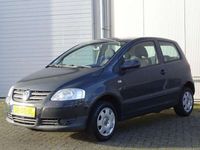 tweedehands VW Fox 1.2 Trendline radio/CD org NL 2006 grijs