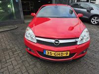Occasion Opel Astra Cabriolet 116 PK (85 kW) 2008 Rood (metallic) Cabriolet