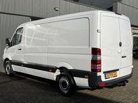 tweedehands Mercedes Sprinter 211 2.2 CDI 366 Airco Trekhaak 2000kg Parkeersensoren achter Telefoonverbinding 1e Eigenaar Euro 6 Bpm vrij voor particulier gebruik!!