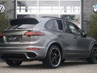 tweedehands Porsche Cayenne 3.0 S E-HYBRID TECHART - PANO.DAK - ORG. NL. - UNI