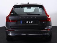 tweedehands Volvo XC60 B4 Ultimate Bright - Panorama/schuifdak - IntelliS