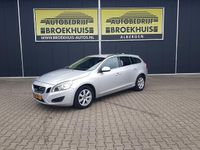 Occasion Volvo V60 Momentum 165 PK (121 kW) 2011 Grijs (metallic) Stationwagen