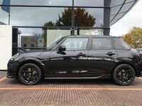 Nieuw Mini Cooper 156 PK (114 kW) 2025 Zwart Hatchback