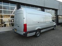 Occasion Mercedes Sprinter 150 PK (110 kW) 2021 Zilver Van