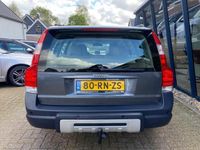 tweedehands Volvo XC70 2.5 T Summum 200PK Automaat LEER / NAVI / TREKHAAK