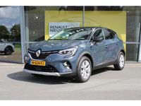 Occasion Renault Captur Intens 101 PK (74 kW) 2021 Twotone bleu marine / noir et SUV