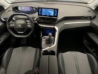 tweedehands Peugeot 5008 1.2 130PK Allure Pack | Navigatie | 7 Persoons | Camera | 18'' Lichtmetaal | LED | Carplay | Clima | Cruise | Lder\Stof | Bluetooth | Getint glas | 2022! 11.500Km! | Touchscreen | Digitaal Display