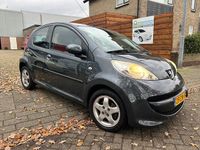 Occasion Peugeot 107 Urban Move 68 PK (50 kW) 2008 Grijs (metallic) Hatchback