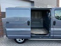 tweedehands Renault Trafic 2.0 dCi! Btw Vrij! Navi! 3-Zitter! 1e Eigen.!