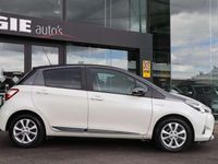 tweedehands Toyota Yaris 1.5 Hybrid Y20 BI-tone Navi Camera