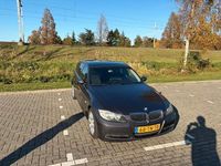 Occasion BMW 325 218 PK (160 kW) 2006 Grijs Stationwagen