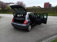 tweedehands Renault Clio 1.6-16V Community