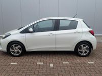 Occasion Toyota Yaris Hybrid 101 PK (74 kW) 2015 Wit Hatchback