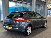 tweedehands Renault Mégane Cabriolet MEGANE 1.5 dCi BOSE, VASTE PRIJS! VELE OPTIES, GLAZEN PANORAMADAK,ECC 1.5 dCi BOSE, VASTE PRIJS! VELE OPTIES, GLAZEN PANORAMADAK,E , NAVIGATIE