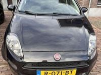 Occasion Fiat Punto Lounge 69 PK (50 kW) 2017 Zwart Hatchback