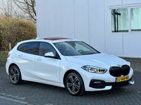 tweedehands BMW 118 1-serie i EXECUTIVE Aut/Pano/LED/LiveCockpit *NAP*