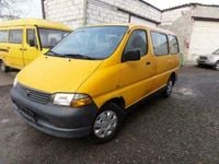 Occasion Toyota HiAce 84 PK (61 kW) 2002 Geel Van